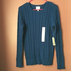 NWT!  ❄️ St John’s Bay ❄️ cable knit sweater
